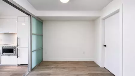 Powder Room Photo of 308 630 E Broadway, Vancouver, BC