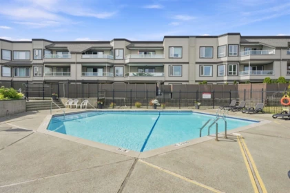 Garden / Landscaping Photo of 203 1840 E Southmere Crescent, Surrey, BC