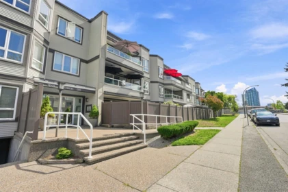 Outdoor Kitchen Photo of 203 1840 E Southmere Crescent, Surrey, BC