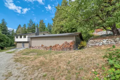 Aerial View of 4898 Sunshine Coast Highway, Sechelt, BC