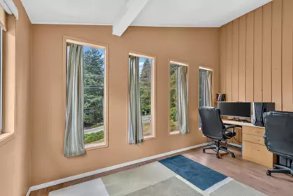 Garden / Landscaping Photo of 4898 Sunshine Coast Highway, Sechelt, BC
