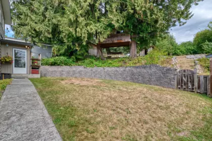 Outdoor Kitchen Photo of 4898 Sunshine Coast Highway, Sechelt, BC