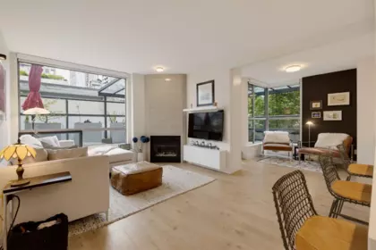 Exterior Rear Photo of 406 928 Richards Street, Vancouver, BC