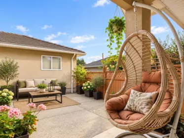 5957 Woodsworth Street, Burnaby, BC, Burnaby — Half Duplex for sale