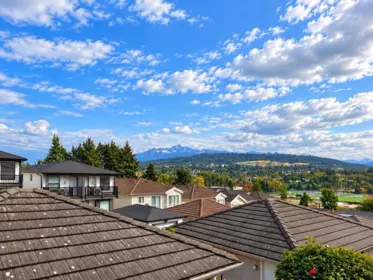 5957 Woodsworth Street, Burnaby, BC, Burnaby — Half Duplex for sale