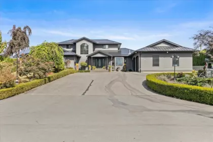 41385 South Sumas Road, Sardis - Greendale, BC, Sardis - Greendale — Single Family Residence for sale