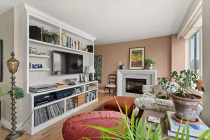 Loft / Bonus Room Photo of 825 1445 Marpole Avenue, Vancouver, BC