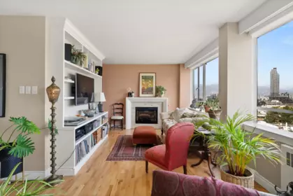 Office / Den Photo of 825 1445 Marpole Avenue, Vancouver, BC