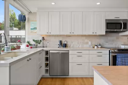 Pantry Photo of 825 1445 Marpole Avenue, Vancouver, BC