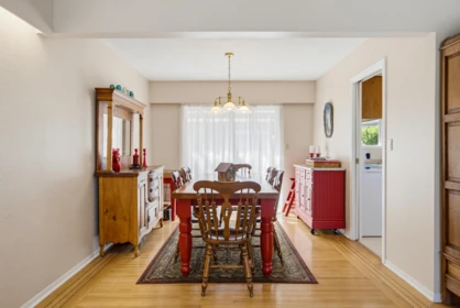 Kitchen Island Photo of 5247 57 Street, Delta, BC