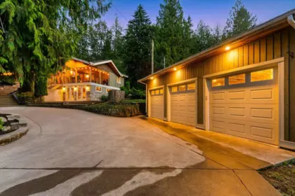 Family Room Photo of 5471 Huston Road, Chilliwack, BC