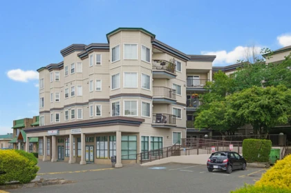 302 5759 Glover Road, Langley, BC, Langley — Apartment/Condo for sale