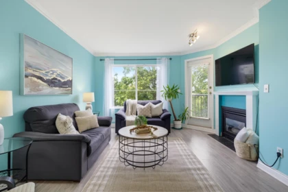 302 5759 Glover Road, Langley, BC, Langley — Apartment/Condo for sale