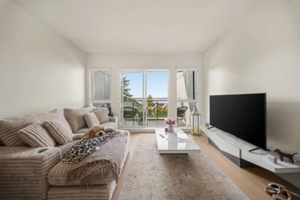 309 422 E 3rd Street, North Vancouver, BC, North Vancouver — Apartment/Condo for sale