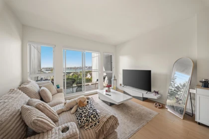 309 422 E 3rd Street, North Vancouver, BC, North Vancouver — Apartment/Condo for sale