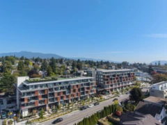 309 422 E 3rd Street, North Vancouver, BC