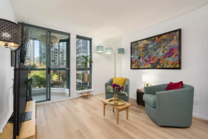 Breakfast Nook Photo of 807 1238 Melville Street, Vancouver, BC