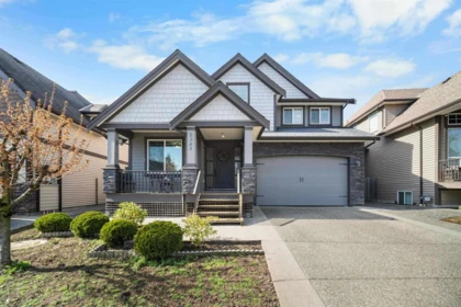 2343 Merlot Boulevard, Abbotsford, BC, Abbotsford — Single Family Residence for sale