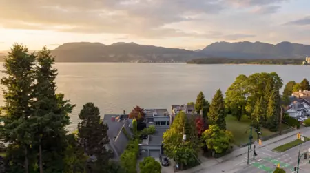 2711 Point Grey Road, Vancouver, BC, Vancouver — Single Family Residence for sale
