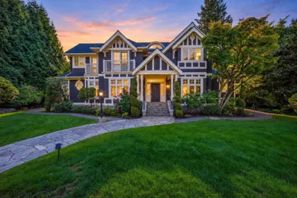 1568 W 32nd Avenue, Vancouver, BC, Vancouver — Single Family Residence for sale
