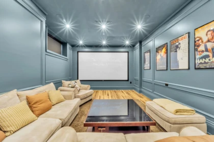 Basement Recreation Room Photo of 1443 W 57th Avenue, Vancouver, BC