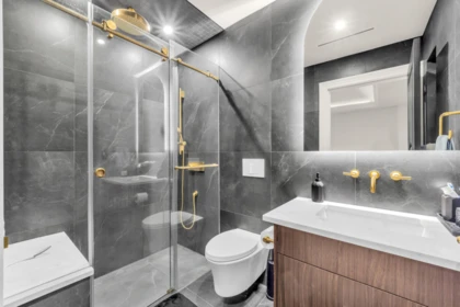 Powder Room Photo of 1443 W 57th Avenue, Vancouver, BC
