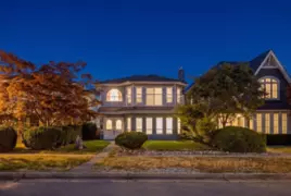 4429 Pandora Street, Burnaby, BC