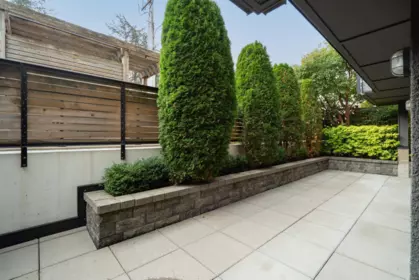 Backyard Photo of 101 562 E 7th Avenue, Vancouver, BC