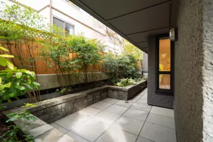 Front Yard Photo of 101 562 E 7th Avenue, Vancouver, BC