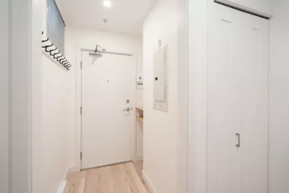 Hallway Photo of 101 562 E 7th Avenue, Vancouver, BC