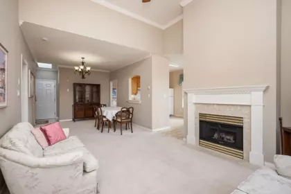 411 3098 Guildford Way, Coquitlam, BC, Coquitlam — Apartment/Condo for sale