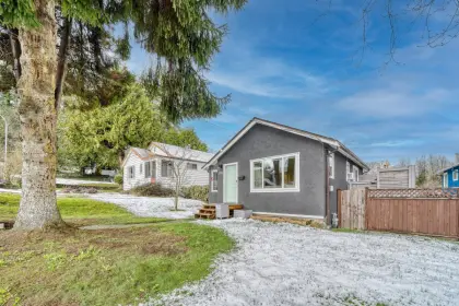 315 Holmes Street, New Westminster, BC, New westminster — Single Family Residence for sale