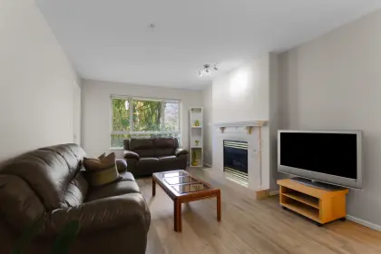 310 5667 Smith Avenue, Burnaby, BC, Burnaby — Apartment/Condo for sale