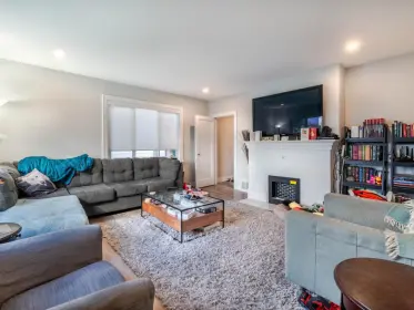 1703 Edinburgh Street, New Westminster, BC, New westminster — Single Family Residence for sale