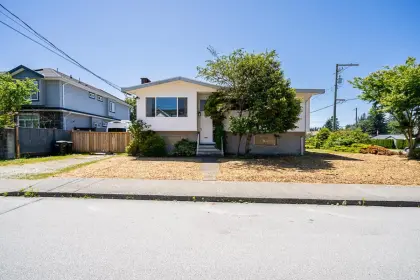 7415 2nd Street, Burnaby, BC, Burnaby — Single Family Residence for sale