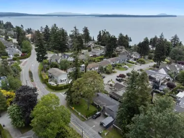 12946 Marine Drive, White Rock, BC, White rock — Single Family Residence for sale