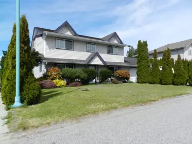 4757 Tamarack Place, Sechelt, BC, Sechelt — Single Family Residence for sale