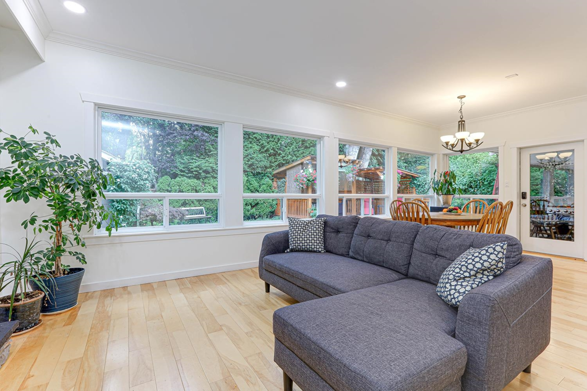 Laundry Room Photo of 5171 45 Avenue, Delta, BC