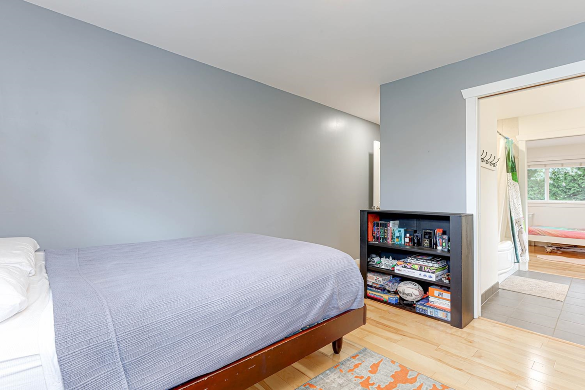 Neighborhood Park Photo Near 5171 45 Avenue, Delta, BC