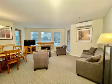 Wk 10 4338 Main Street, Whistler, BC, Whistler — Apartment/Condo for sale