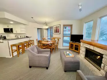 Wk 10 4338 Main Street, Whistler, BC, Whistler — Apartment/Condo for sale