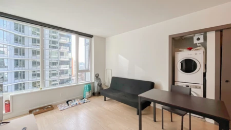 Breakfast Nook Photo of 805 68 Smithe Street, Vancouver, BC