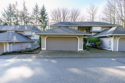 9292 Goldhurst Terrace, Burnaby, BC, Burnaby — Half Duplex for sale
