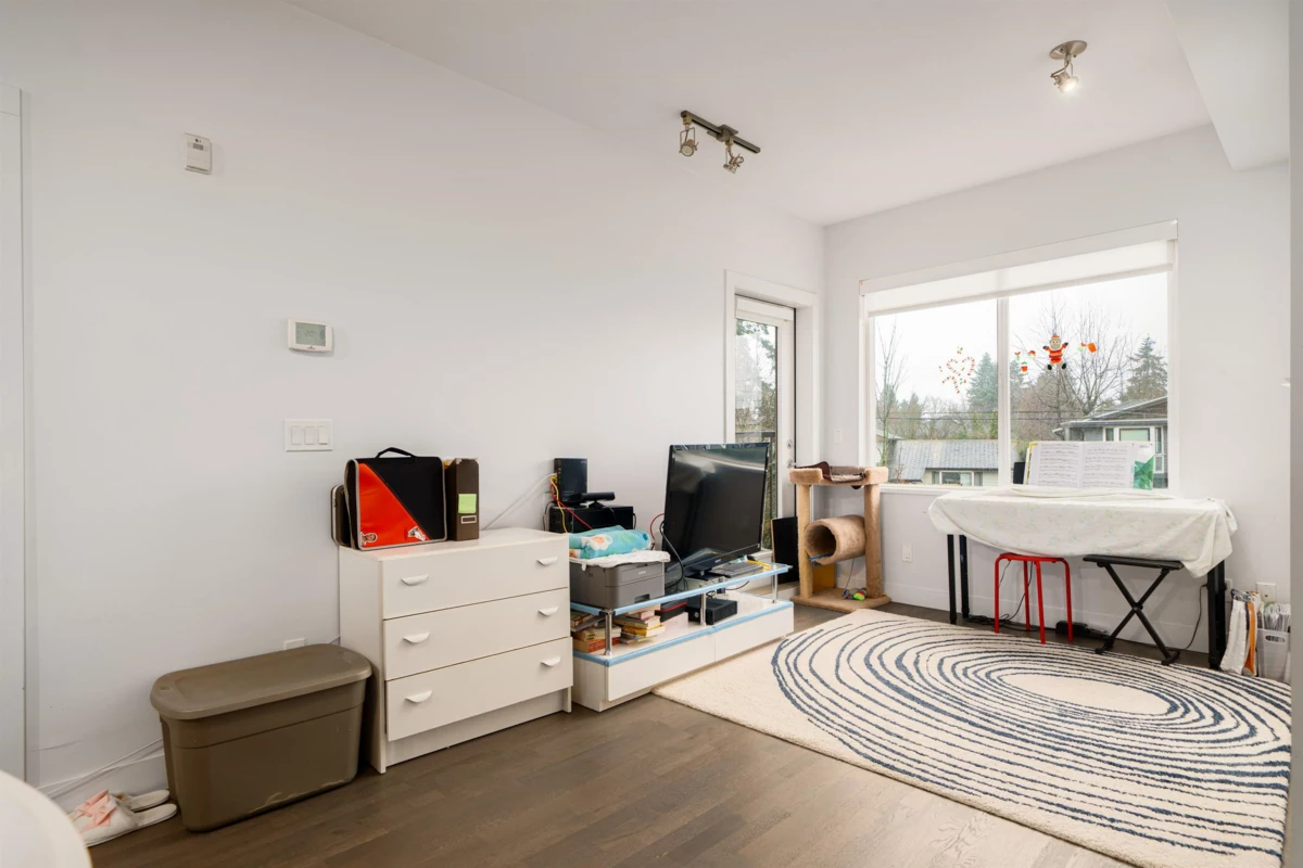 Dining Area Photo of 105 10011 River Drive, Richmond, BC