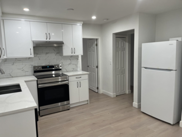 Breakfast Nook Photo of 11539 96 Avenue, Surrey, BC