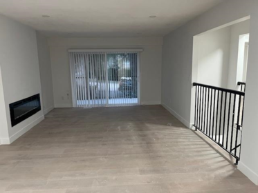 Living Room Photo of 11539 96 Avenue, Surrey, BC
