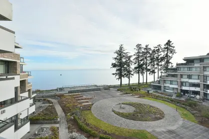 504 5665 Teredo Street, Sechelt, BC, Sechelt — Apartment/Condo for sale