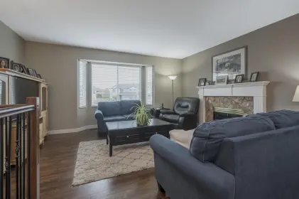 8076 157a Street, Surrey, BC, Surrey — Single Family Residence for sale