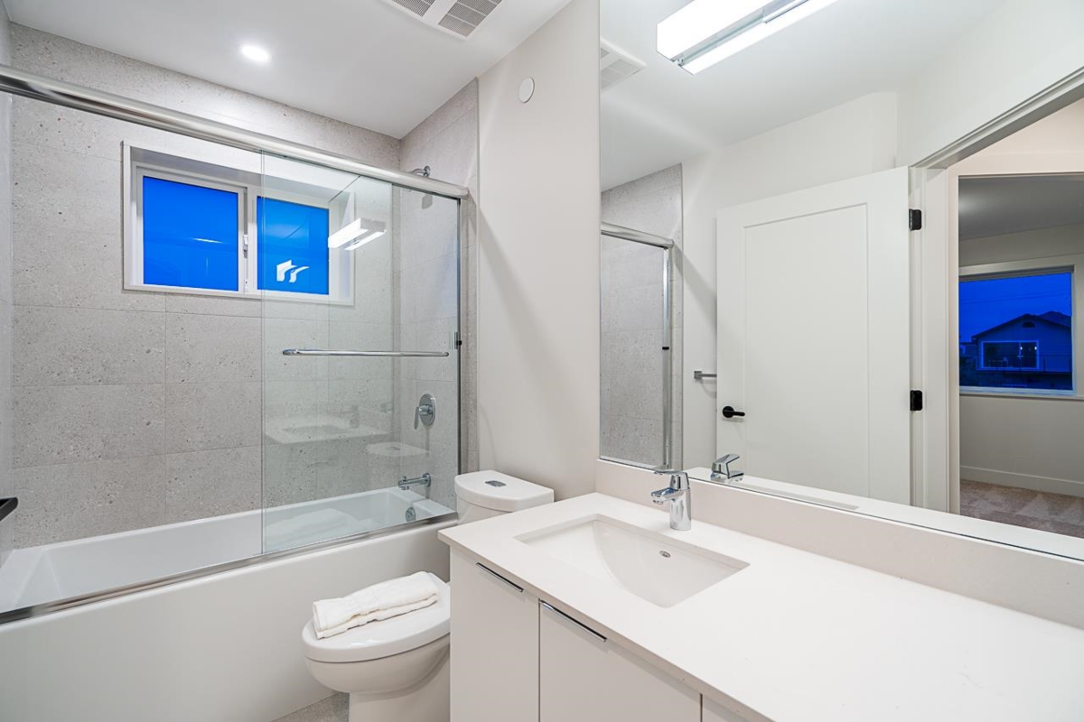 Outdoor Deck Photo of 3535 Cambridge Street, Vancouver, BC