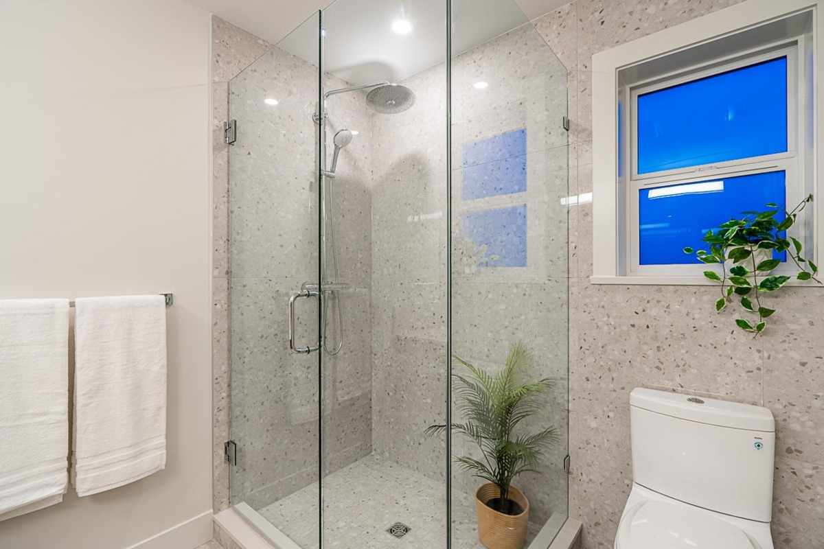 Staircase Photo of 3535 Cambridge Street, Vancouver, BC